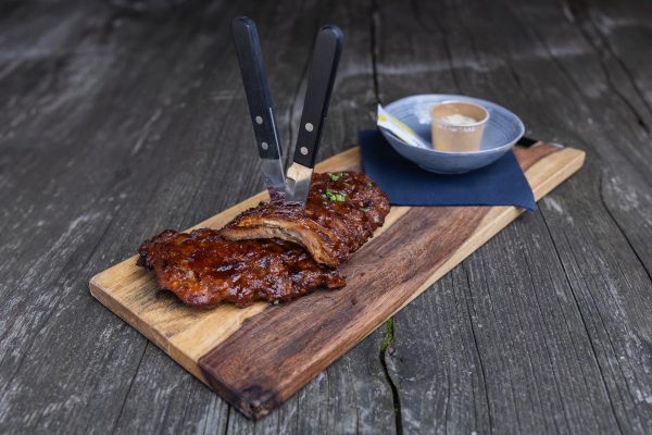 Plank spareribs