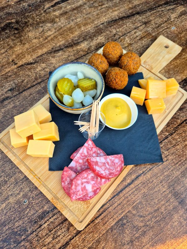 Hollandse borrelplank