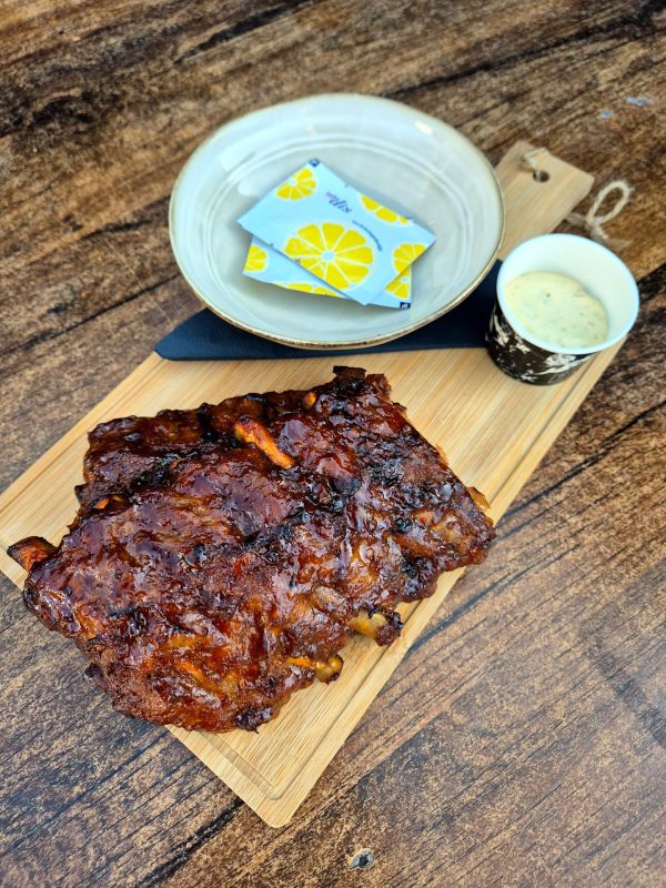 Plank spareribs